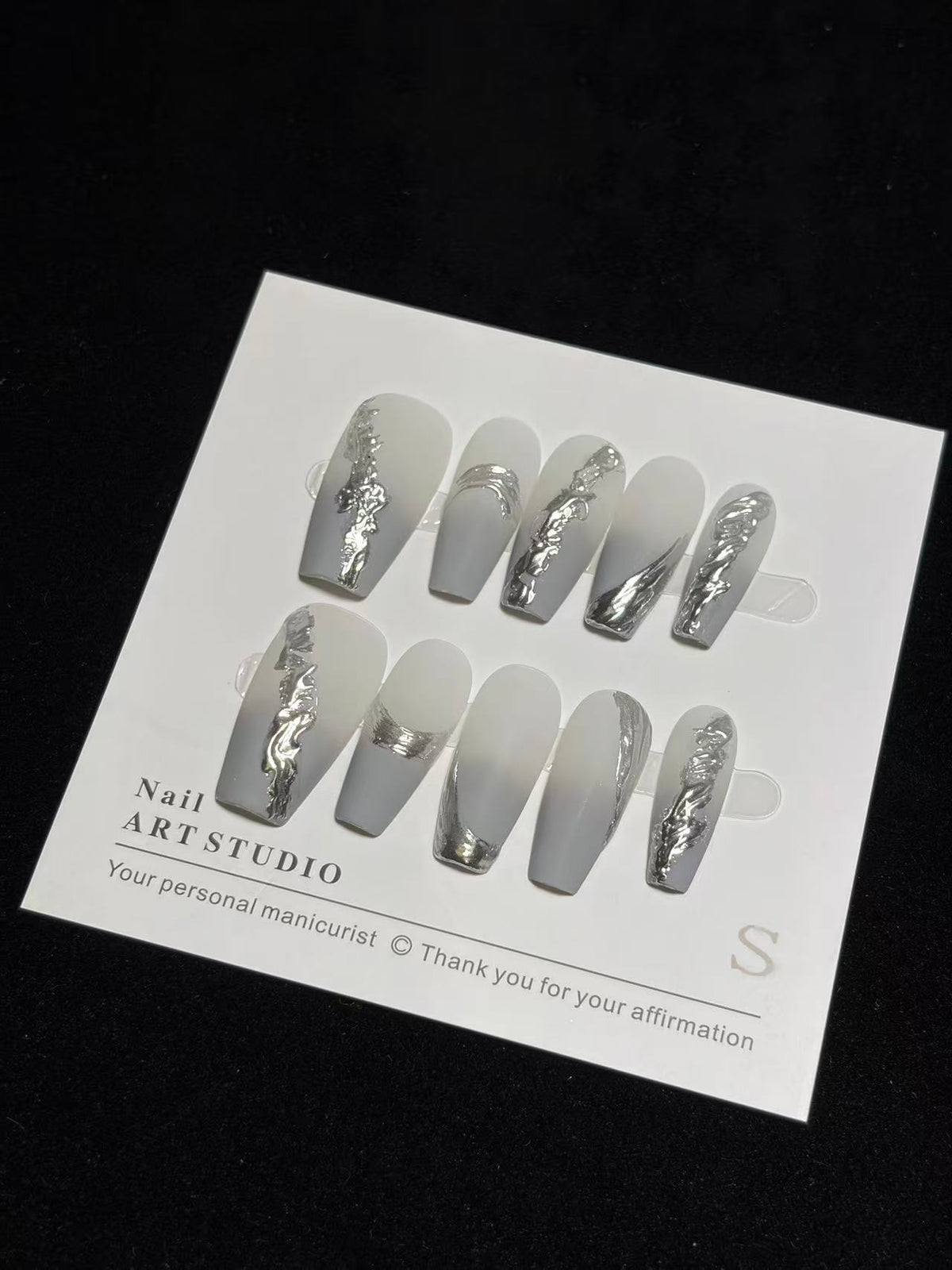 Silver Current – Chrome Silver Press-On Nails No.14