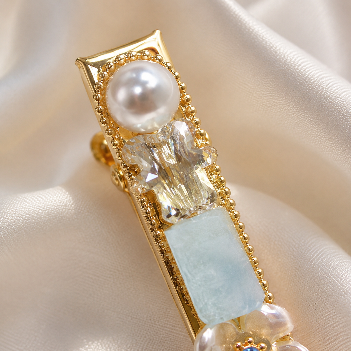 Aqua Celestial Pearl Hair Clip