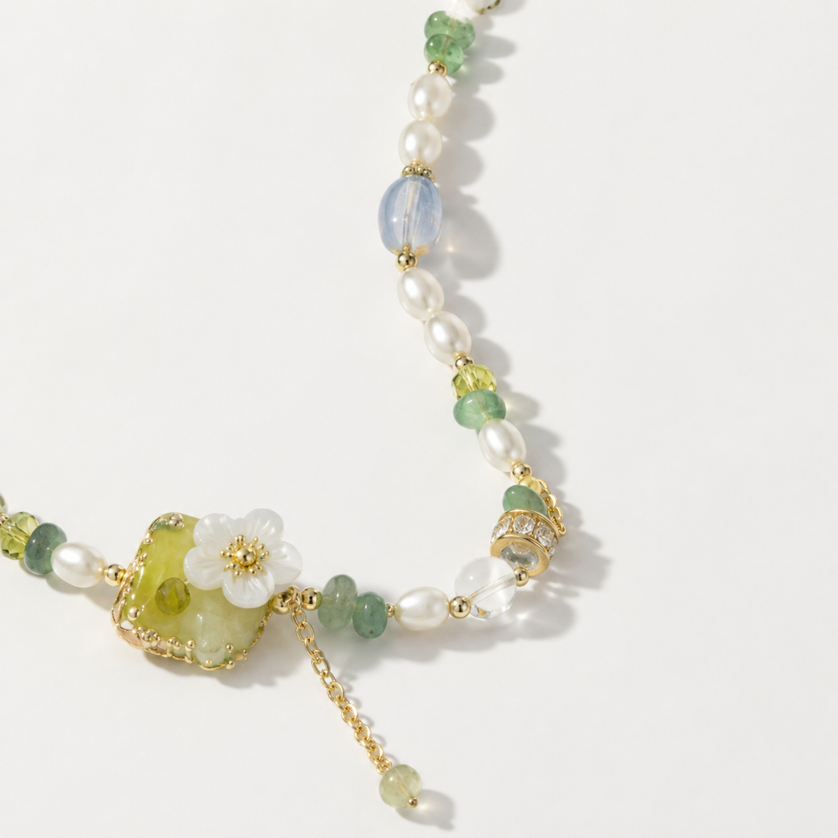 Garden Dew Pearl Necklace