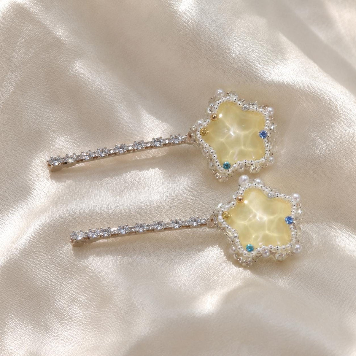 Yellow Star Hair Clips, Crystal Bobby Pin Set, Pastel Acetate Starburst Barrette, Whimsical Y2K Celestial Preppy Hair Accessories