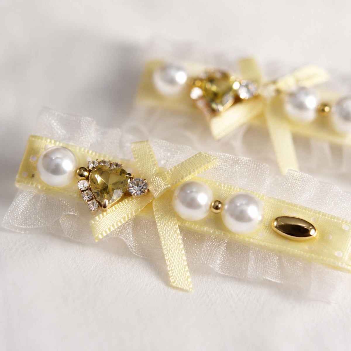 Yellow Lolita Bow Hair Clips, Pastel Lace Barrette Set, Crystal Heart Pearl Alligator Clips, Balletcore Hair Accessories, Gift for Her