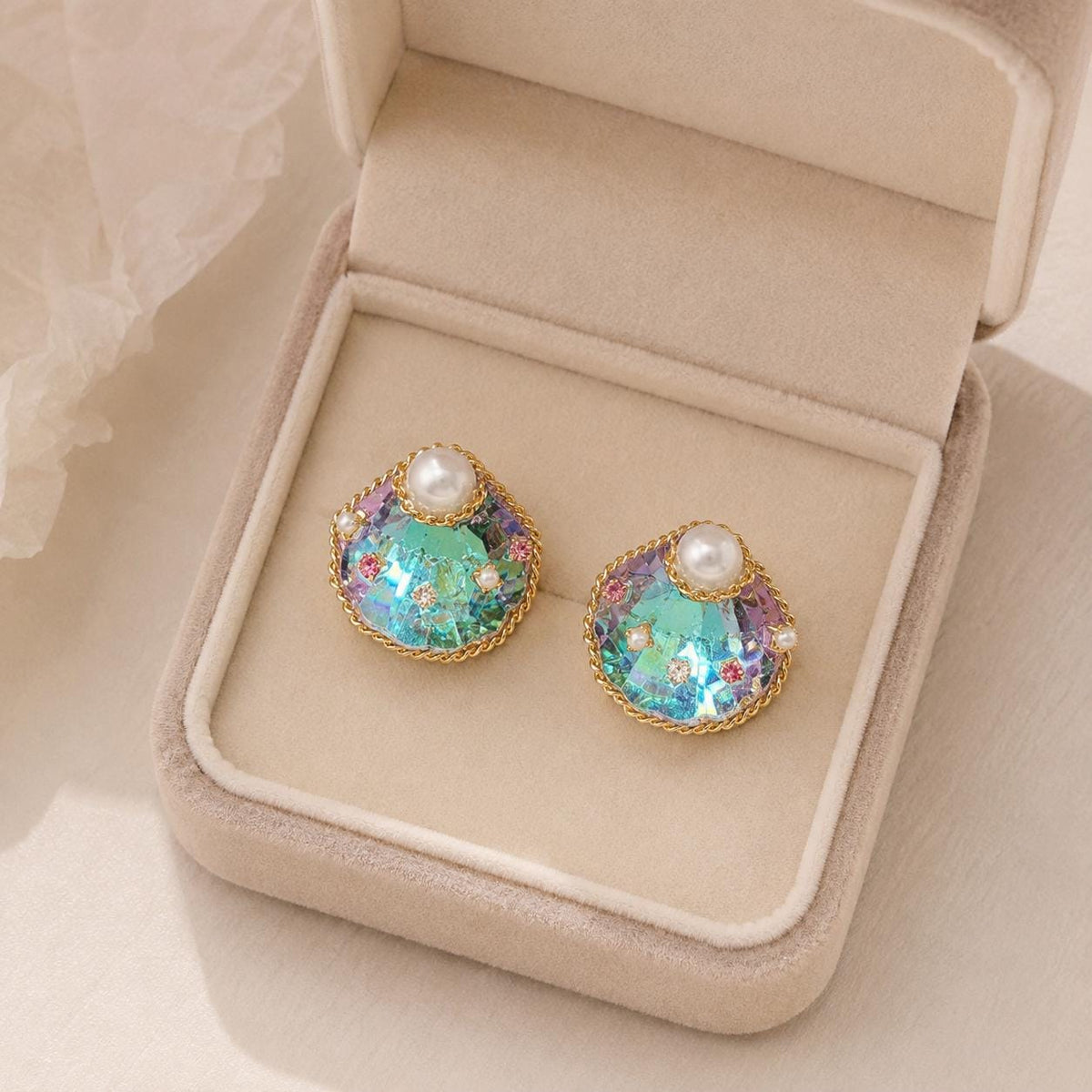 Holographic Seashell Dangle Earrings, Pearl Aurora Glass Earrings, Mermaidcore Ocean Jewelry, Gift for Her