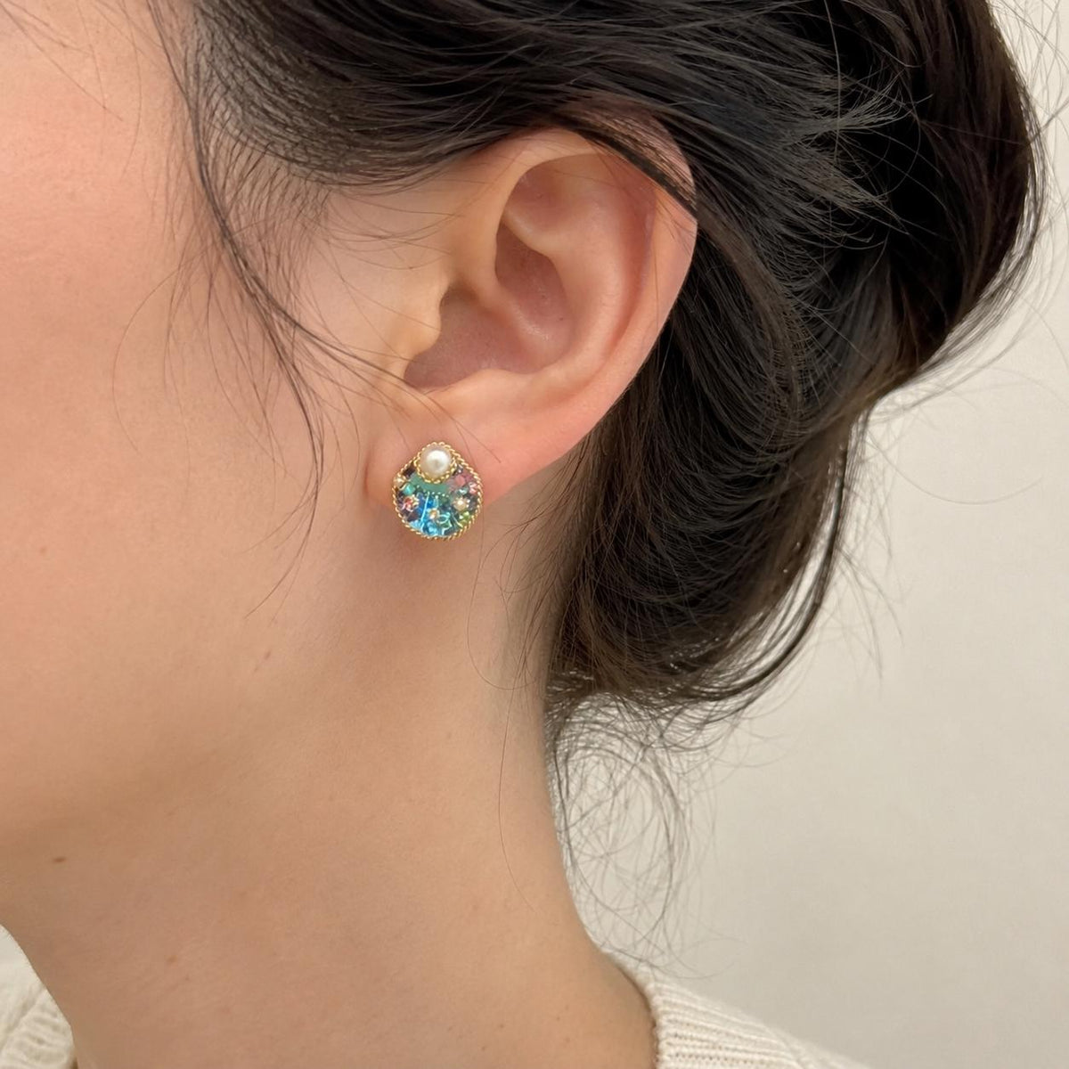 Holographic Seashell Dangle Earrings, Pearl Aurora Glass Earrings, Mermaidcore Ocean Jewelry, Gift for Her