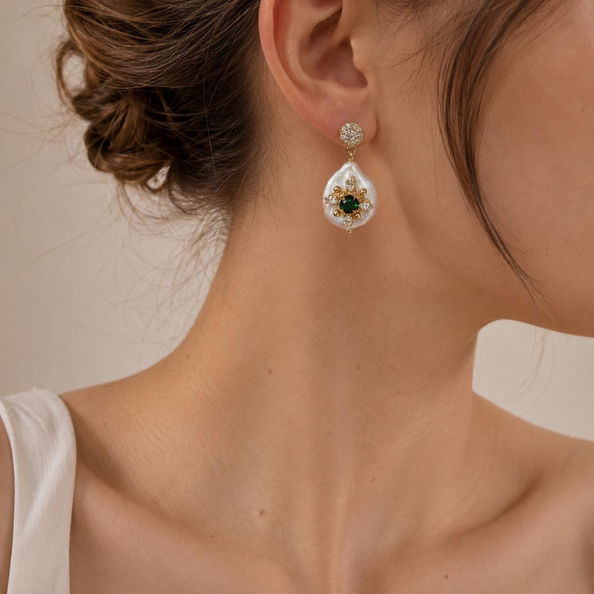 Baroque Pearl Drop Earrings, Emerald Green Crystal Starburst Dangles, Antique Gold Stud Earrings, Vintage Statement Jewelry, Gift for Her