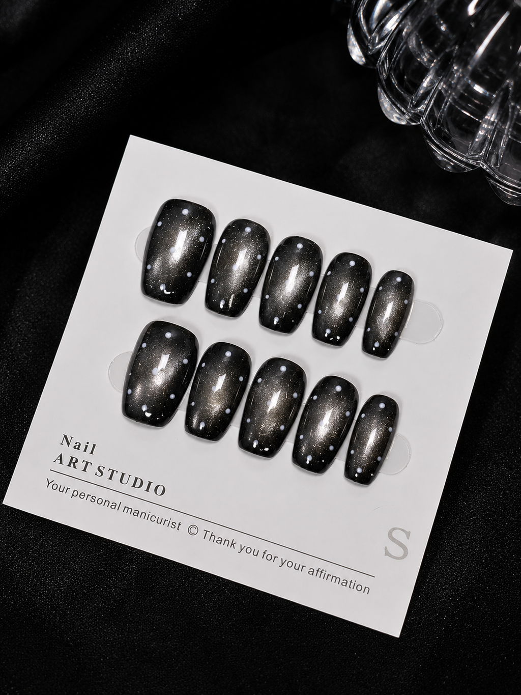 Midnight Galaxy – Black Cat Eye Press-On Nails NO.19