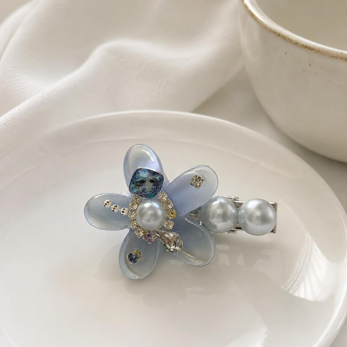 Frosted Resin Flower Hair Clip, Pearl Crystal Embellished Barrette, Coquette Floral Hair Accessory, Gift for Her