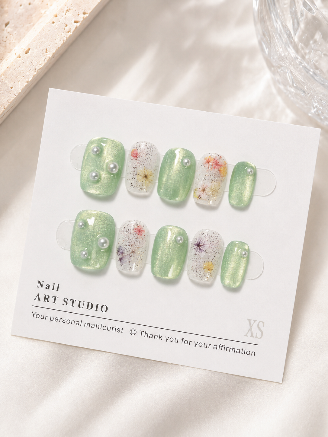 Pastel Green Cat Eye & Flower Fairy | Short Square Press-Ons No.8