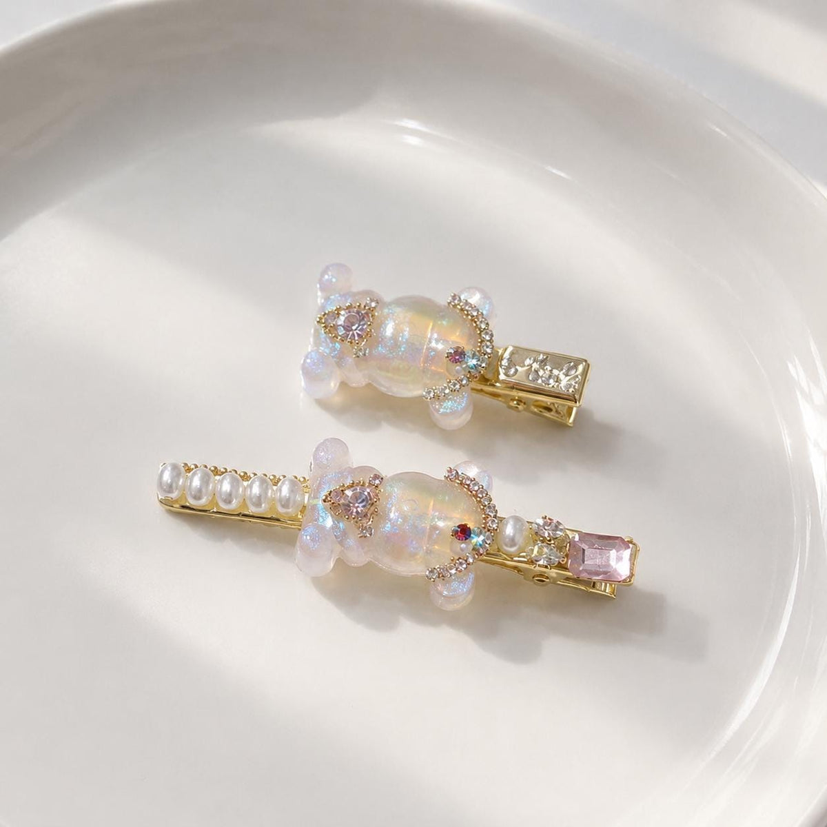 Aurora Teddy Bear Clips, Iridescent Gummy Bear Barrette Set, Pearl Pink Crystal Alligator Pinch, Whimsical Kawaii Coquette Hair Accessories