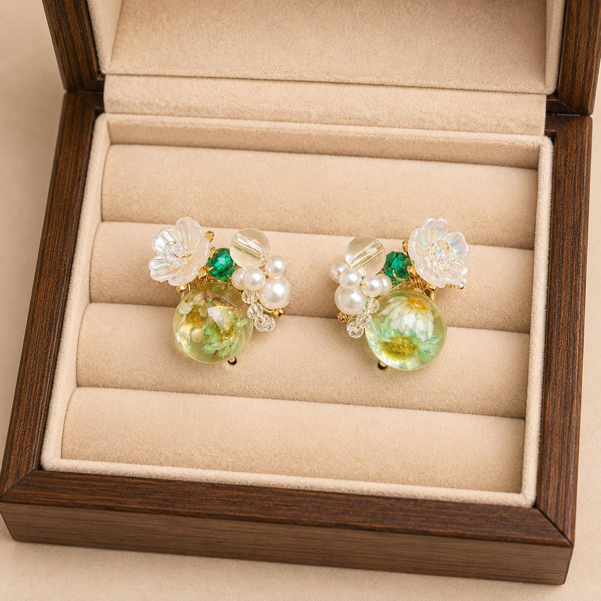 Ethereal Dried Flower Globe Earrings, Clear Acrylic Flower Studs, Green Crystal Pearl Dangle Earrings, Cottagecore Gift for Her