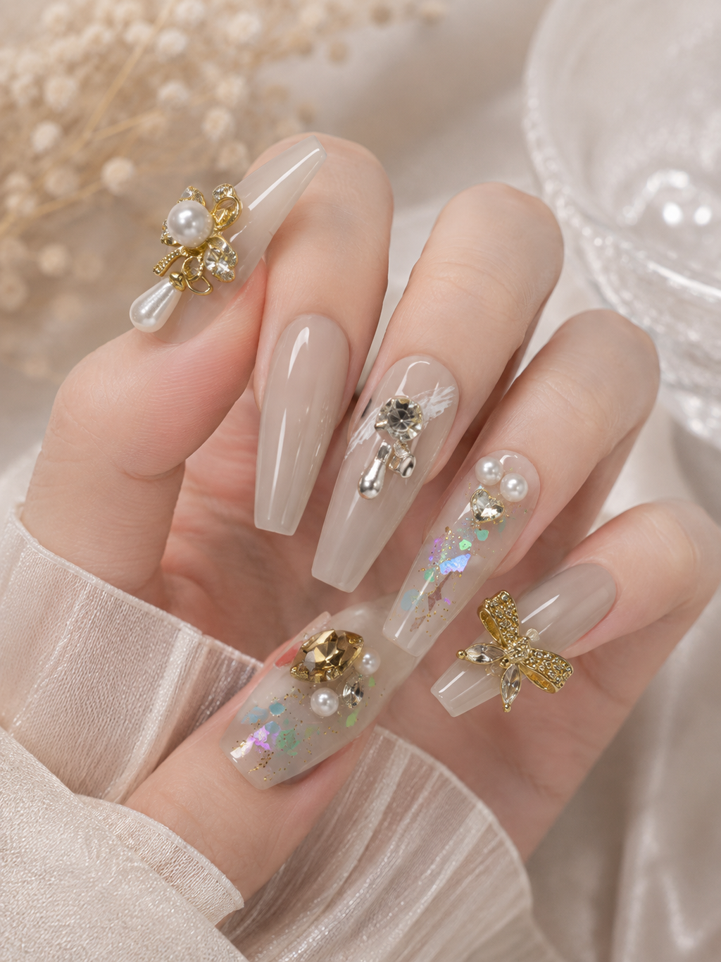 Golden Heirloom – Pearl & Gold Luxury Press-On Nails NO.15